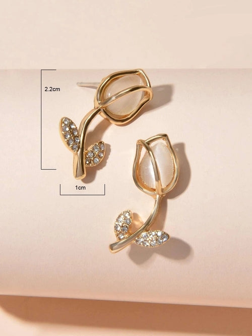 Gold Tone Fancy Gorgeous Crystal Stud Lovely Floral Earrings Party